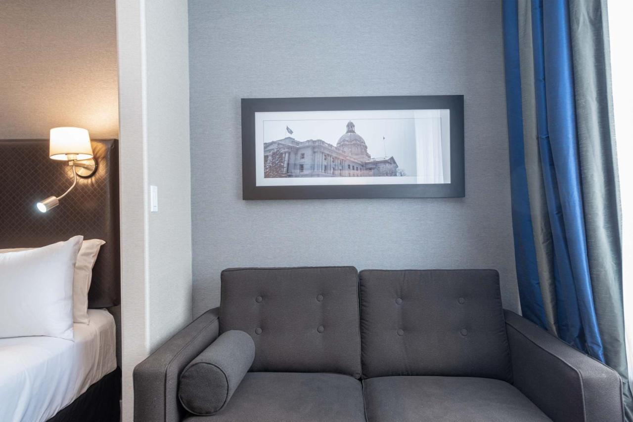 Sandman Signature Edmonton South Hotel Экстерьер фото