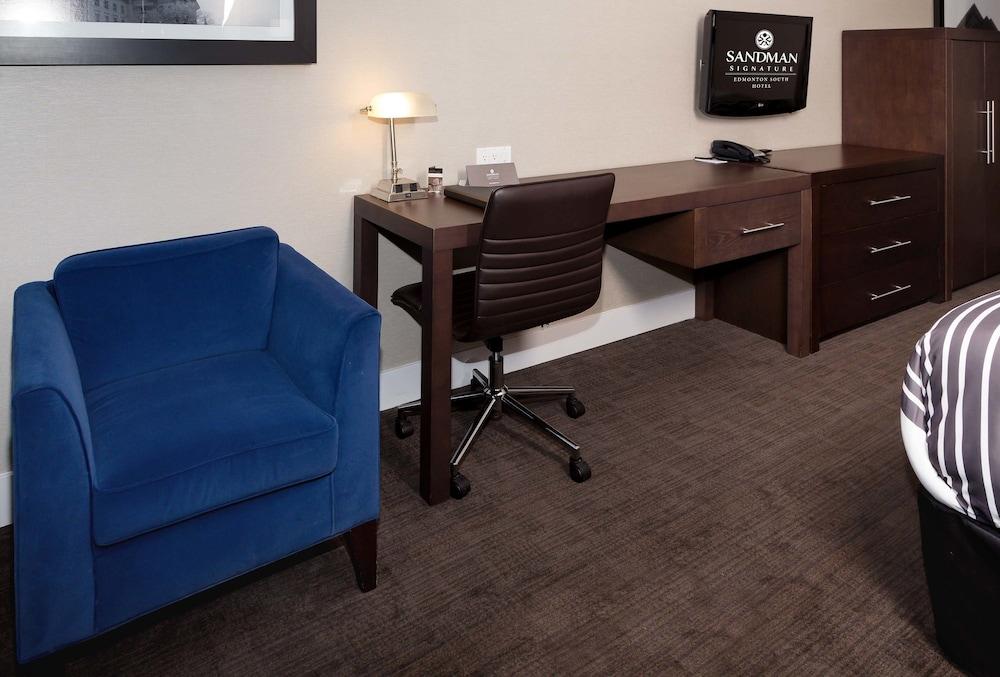 Sandman Signature Edmonton South Hotel Экстерьер фото