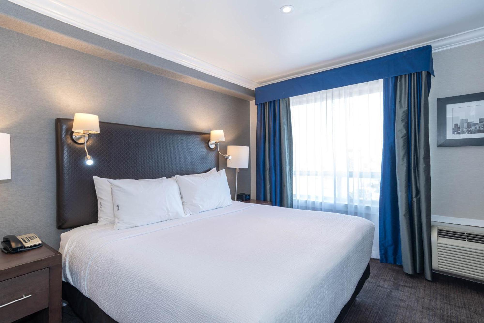 Sandman Signature Edmonton South Hotel Экстерьер фото